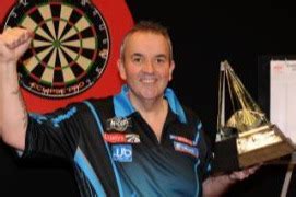 Oche legend Phil Taylor comes out of retirement to compete in new Wo.